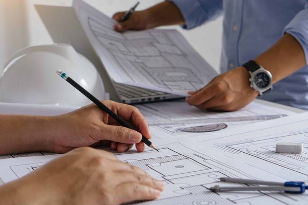 Est-il obligatoire de prendre un architecte ?