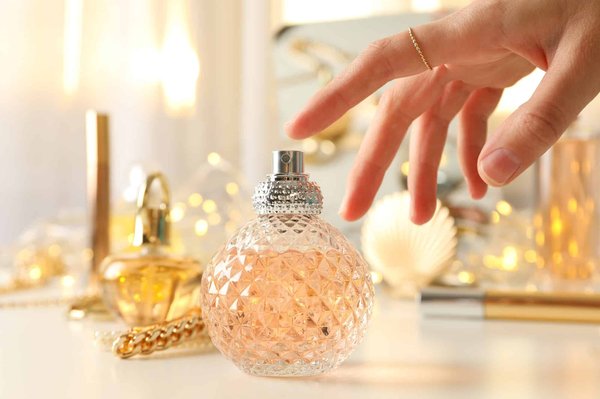 Parfum de luxe de dubaï : histoire, caractéristiques et popularité